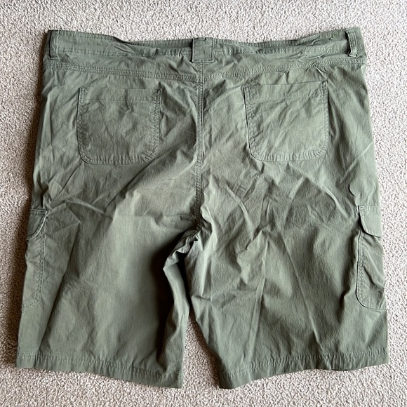 Womens plus official uniform shorts, Scouts, Scouting, Boy Scouts, size 20w - Picture 3 of 3